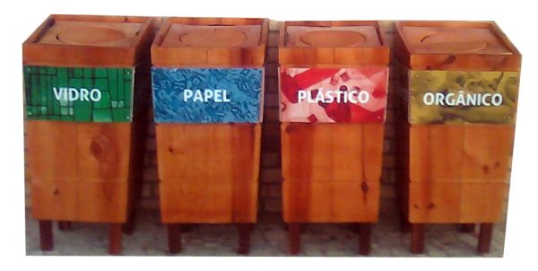 Kit com 4 Lixeira  Grandes para coleta seletiva